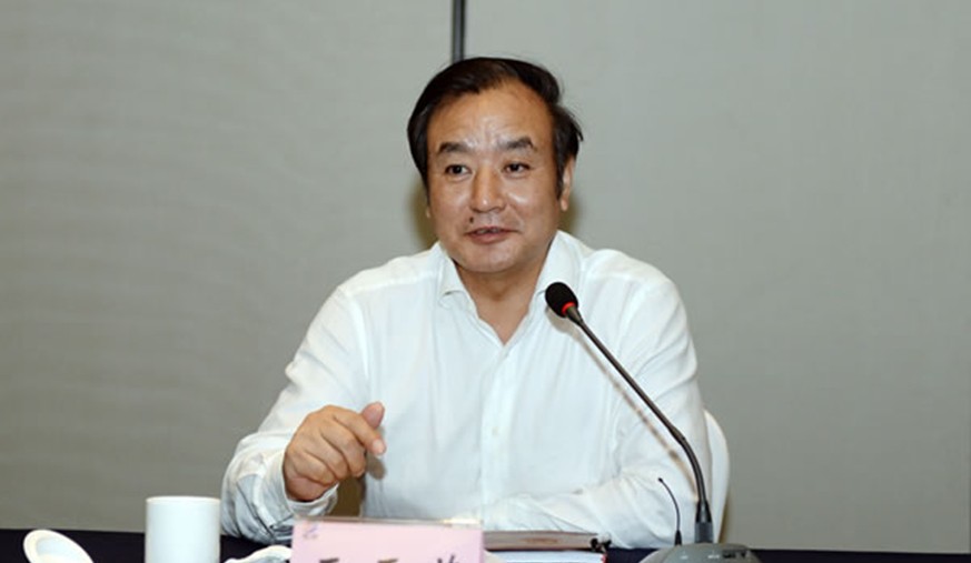 省政协副主席王正荣在座谈会上讲话